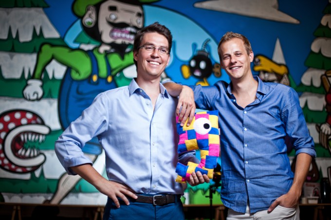 Mate Penzc (l) and Florian Hagenbuch