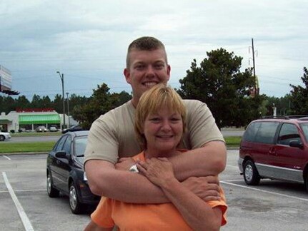 Steve Jenks with his mother of Seymour, Tennessee.