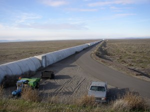 Northern leg (x-arm) of LIGO interferometer on Hanford Reservation in Washington / Image courtesy of Wikicommons