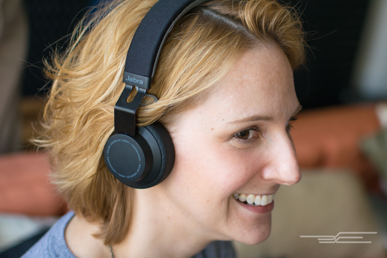 03-bluetooth-headphones-1280
