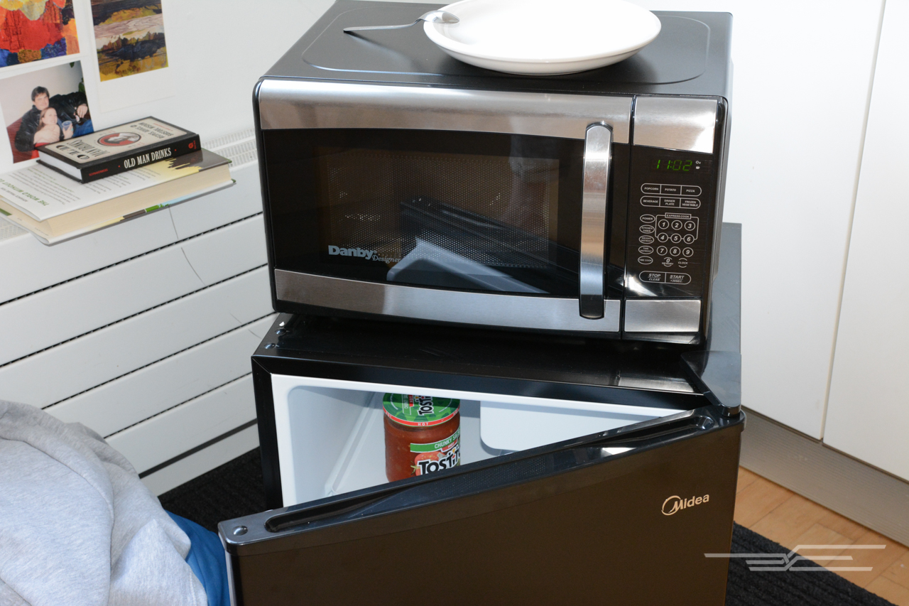 Danby’s Designer Stainless microwave will last you all through college, and maybe even longer (unlike your textbooks). Photo: Katie Hausenbauer-Koster