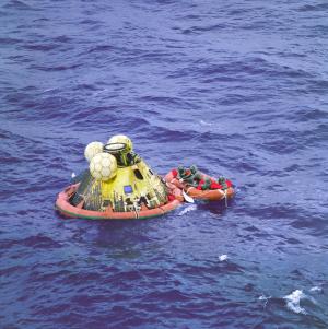 Apollo 11 crew landing in the Pacific Ocean / Image courtesy of NASA