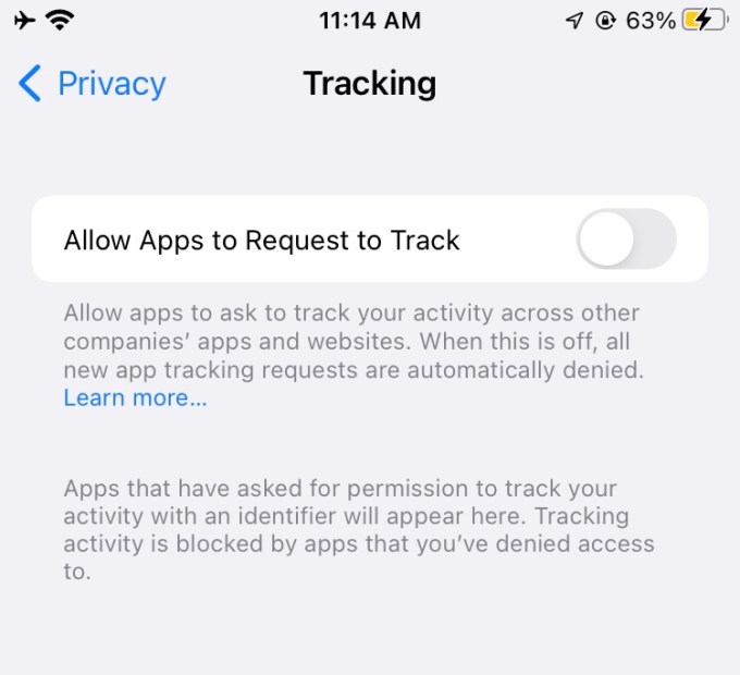iPhone security: A screenshot on an iPhone of the Tracking menu in the Settings.