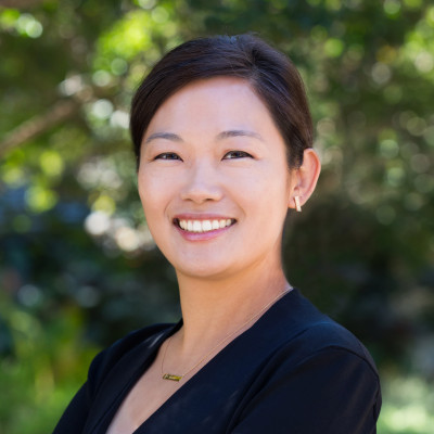 Julie_Yoo_Square Julie Yoo Square